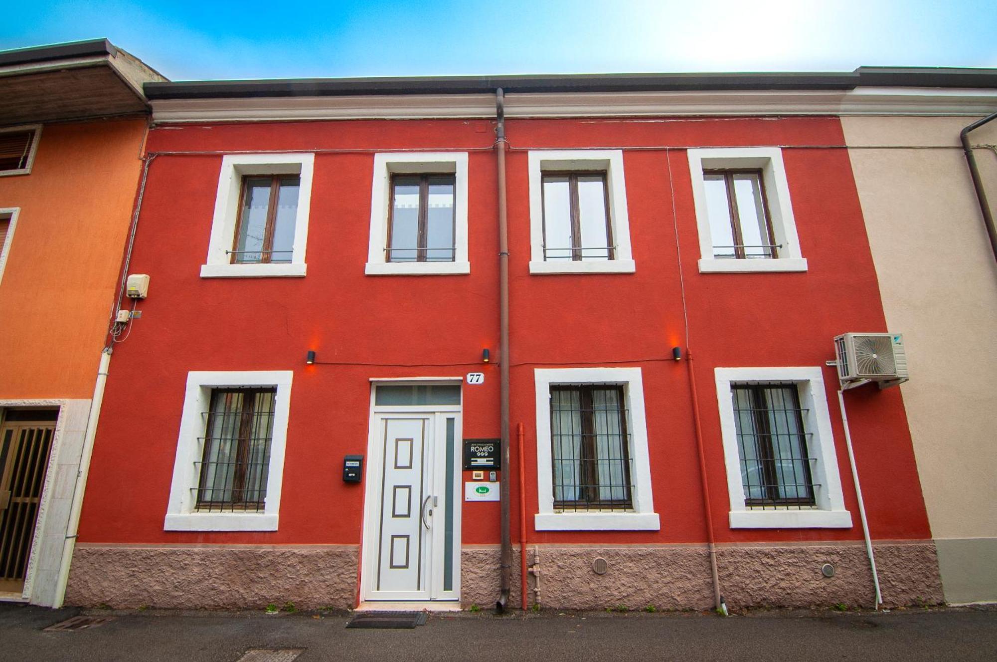 Italstay - Nuova Residenza Romeo - Affittacamere Верона Екстериор снимка